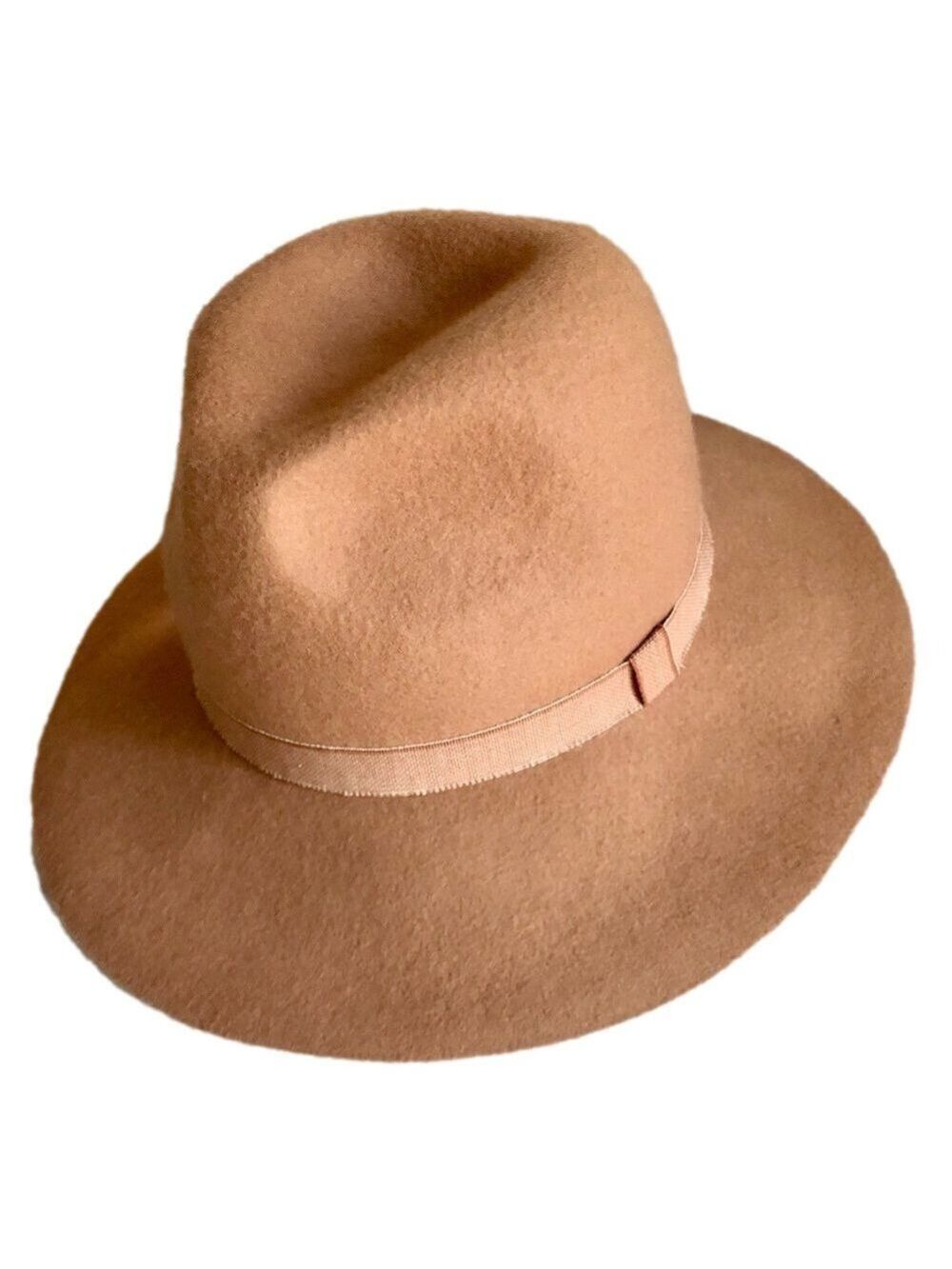 D&Y Wool fedora in camel color with grosgrain ribbon trim Style #HAPN1521